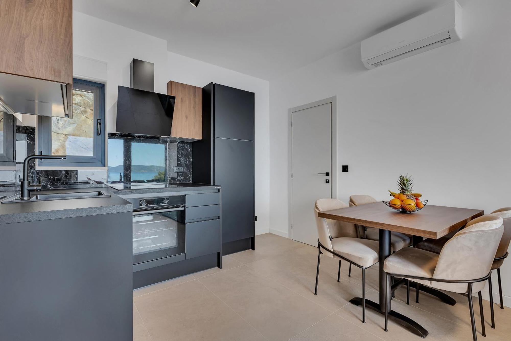 ברלה Villa Lito - Only 50M From Sea! - Makarska Exklusiv מראה חיצוני תמונה