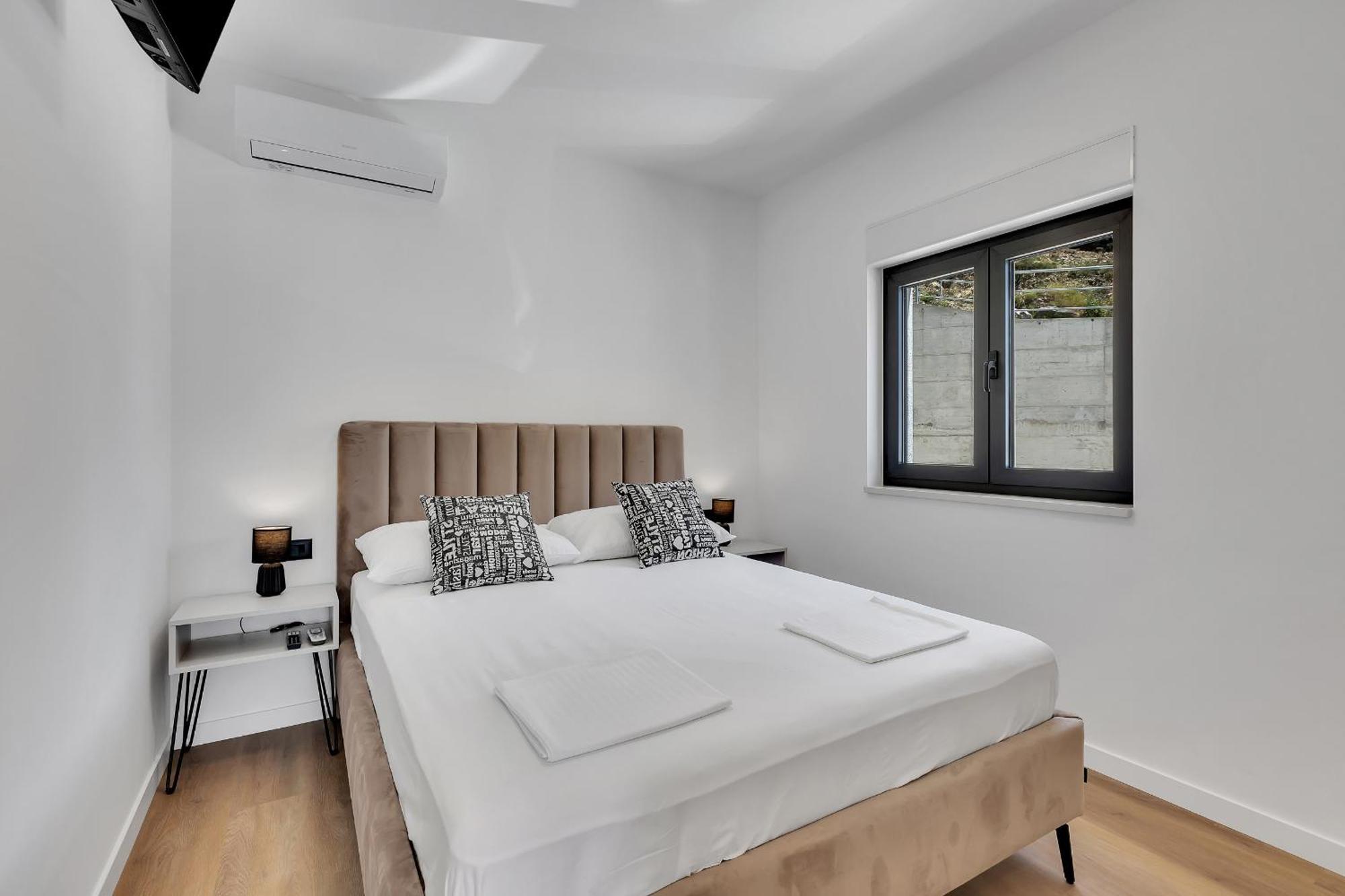 ברלה Villa Lito - Only 50M From Sea! - Makarska Exklusiv מראה חיצוני תמונה
